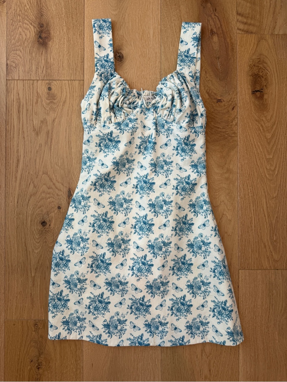 With Jéan Cher Dress, white and blue butterfly toile in Papillon size XS